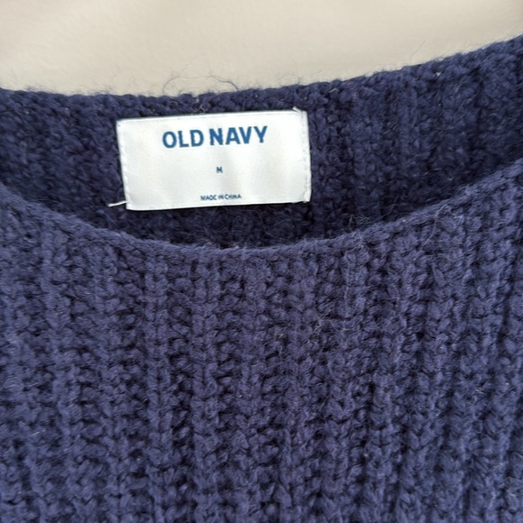 *LIKE NEW* Old Navy Slouchy Cozy Striped Boat-Neck Sweater for Women - Size M - Picture 5 of 8
